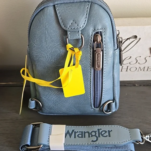 Wrangler Crossbody Bag - Picture 2 of 9